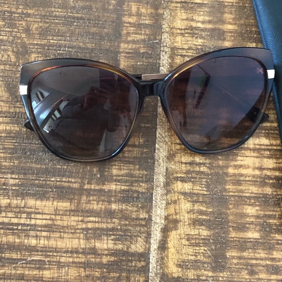 Von Zipper Begonia Sunglasses - tortoise and gold - Picture 2 of 5